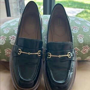 Sam Edelman Black and Gold Flats with Elegant Design